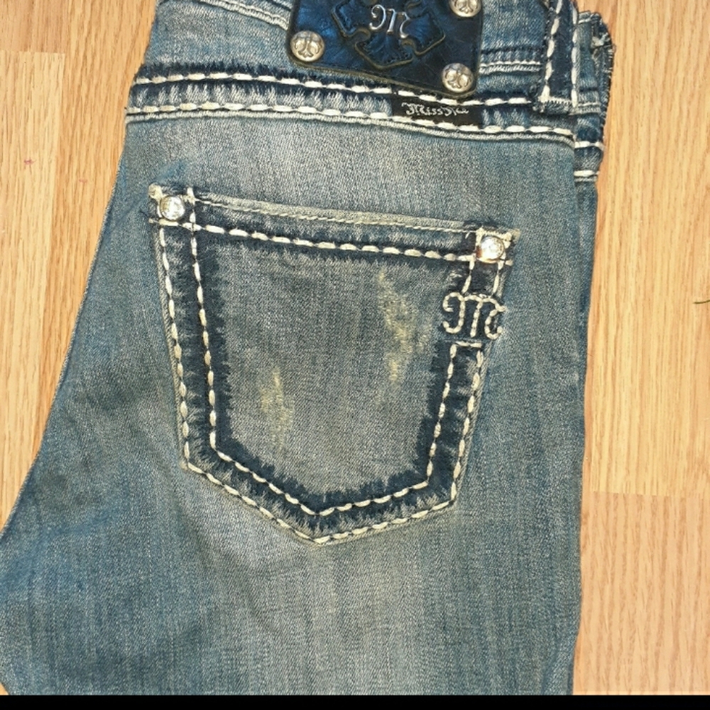 Miss Me Capris